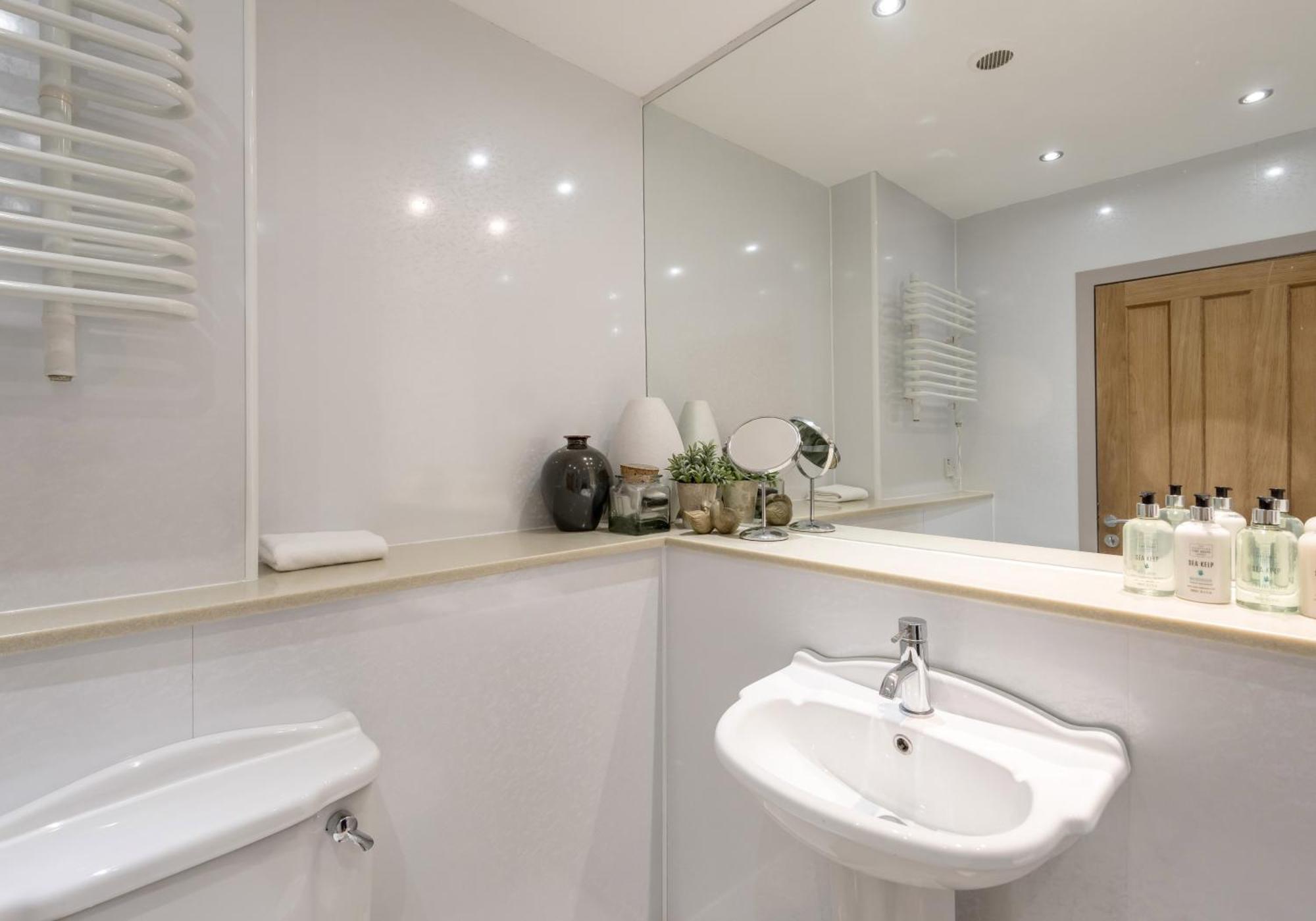 Causewayside - The Address * Edinburgh